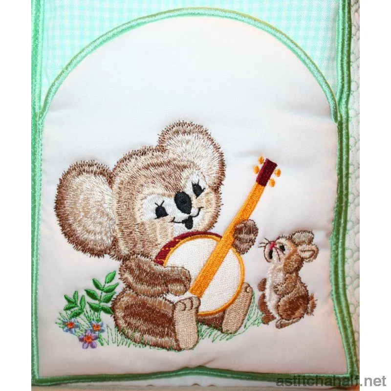 Fuzzy Wuzzy Tote Bag 03
