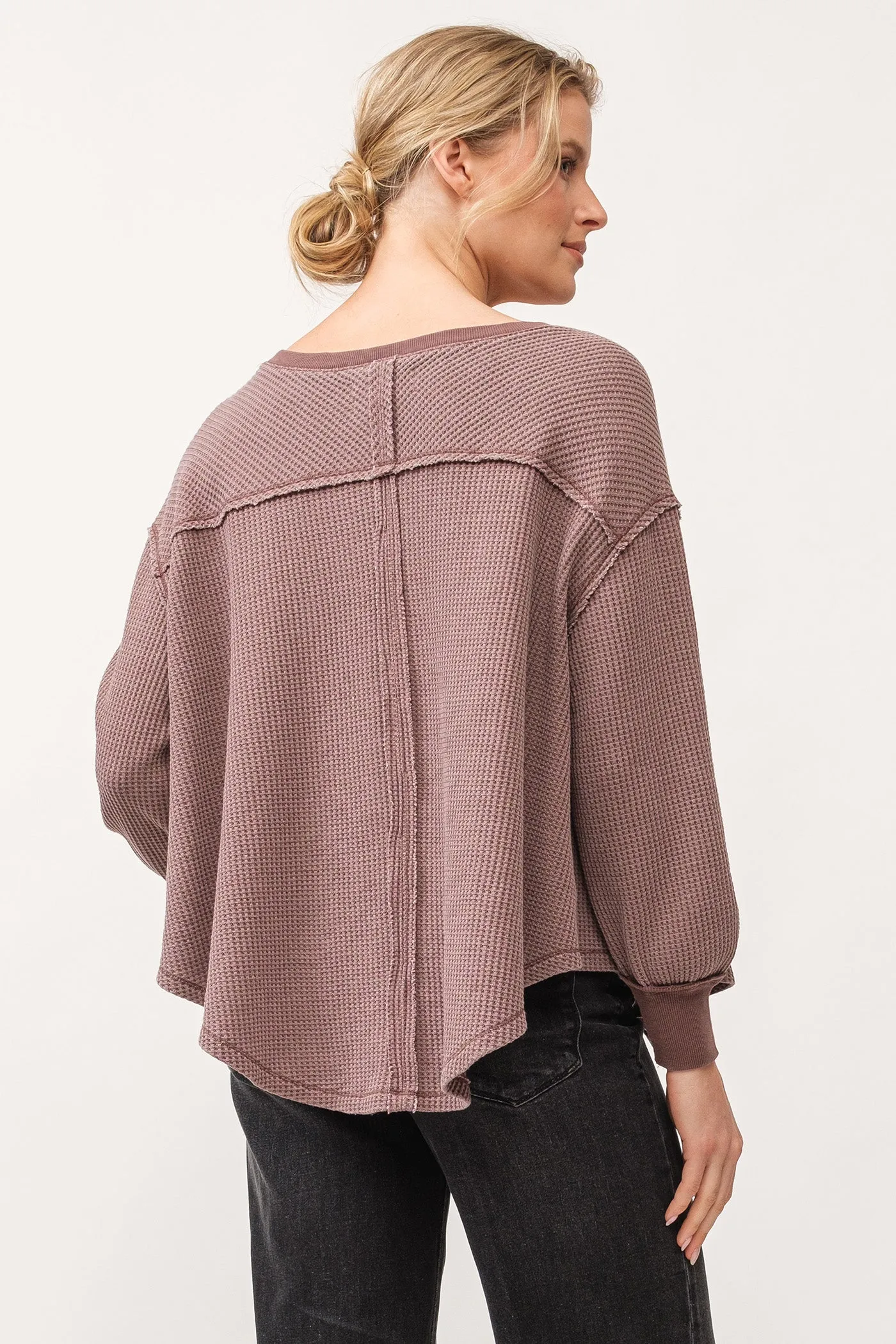 MIRA V-NECK OVERSIZED LONG SLEEVE TOP MARRON