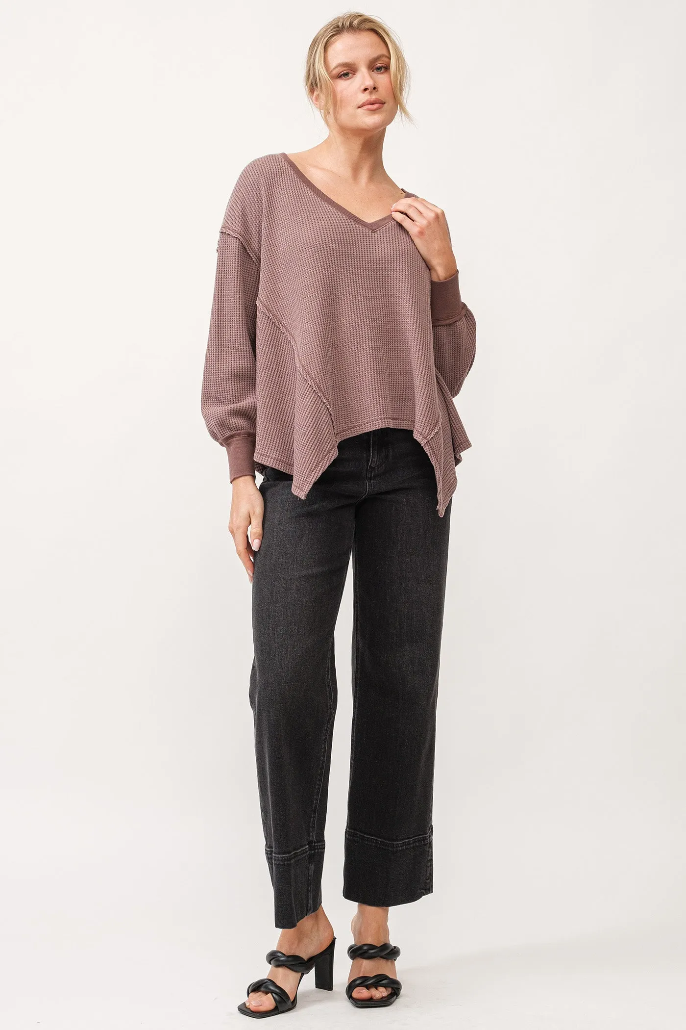 MIRA V-NECK OVERSIZED LONG SLEEVE TOP MARRON